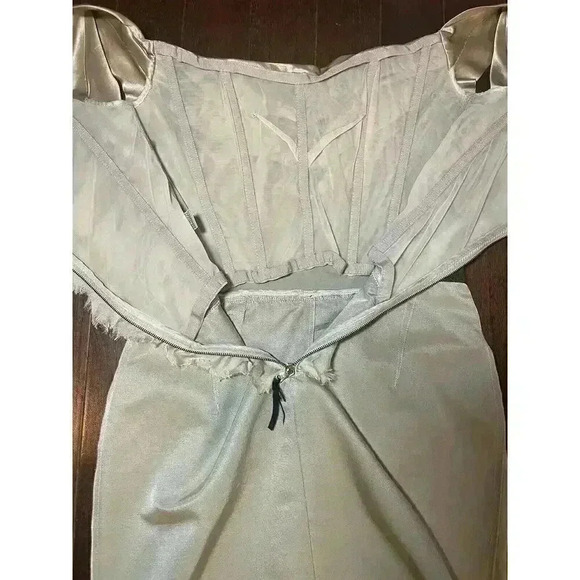 Dolce & Gabbana Off Shoulder Mini Dress 40 4 Small Silk Wool Cocktail Kardashian - Picture 9 of 12